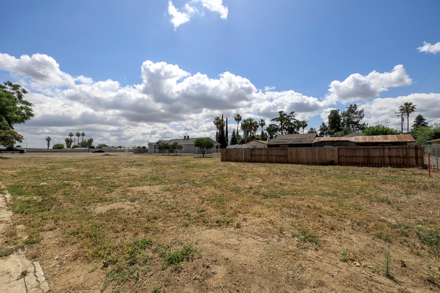 720 N 2nd St, Patterson, CA 95363