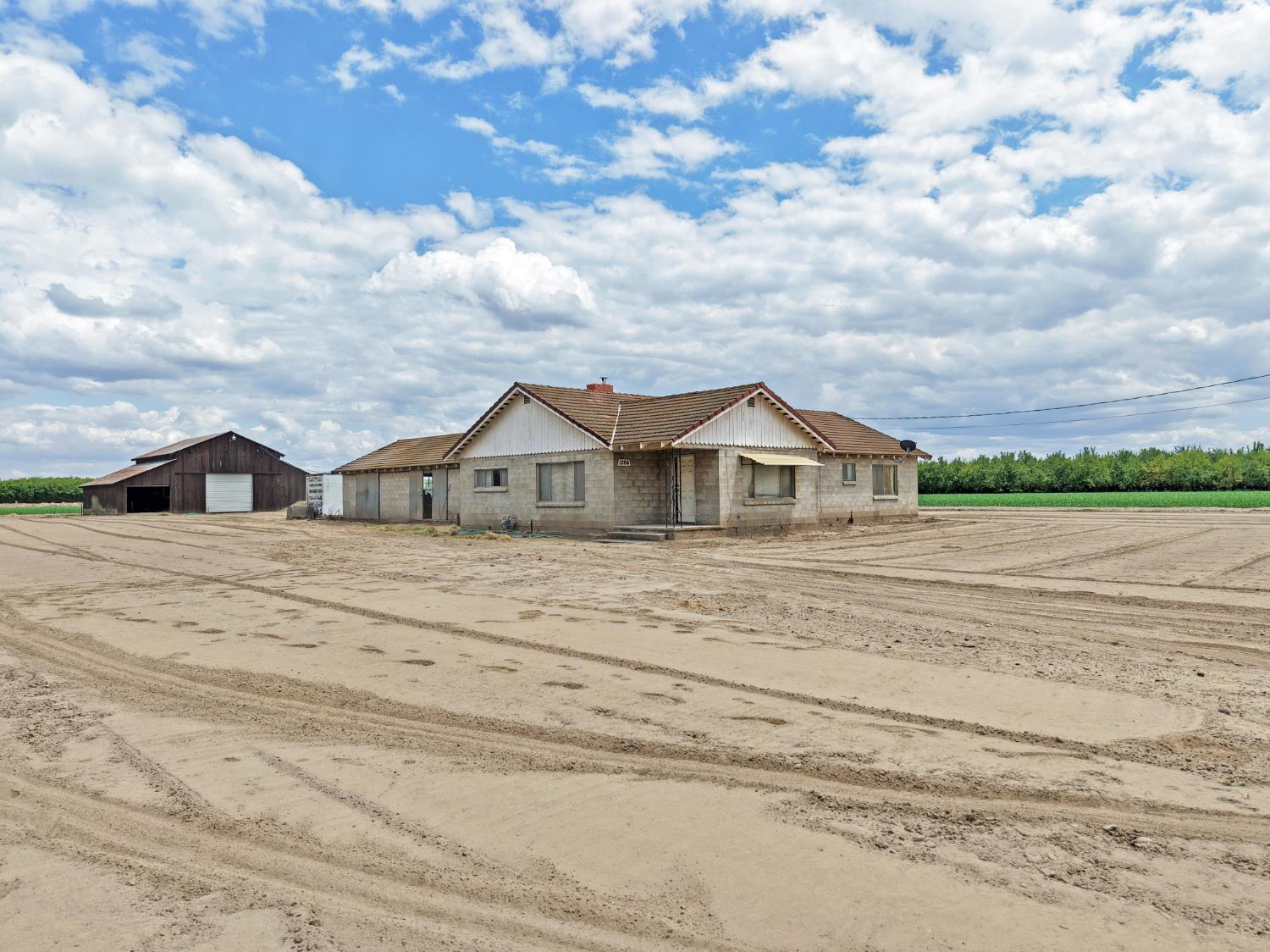 1206 S Verduga Rd, Turlock, CA 95380
