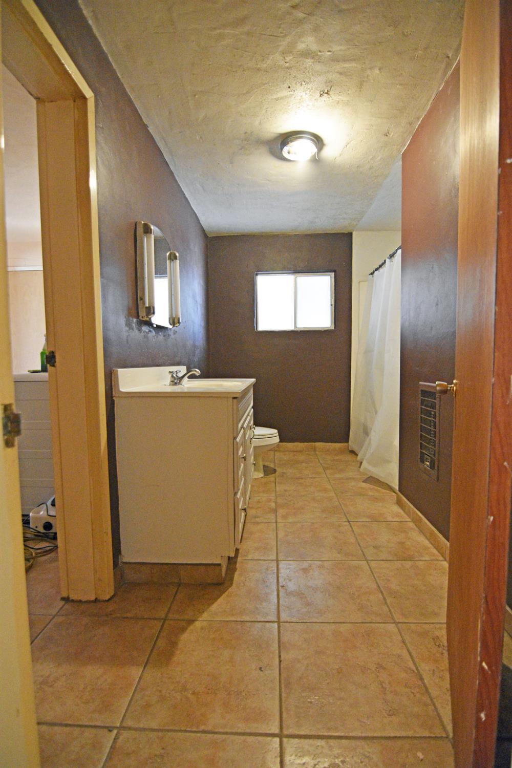 1206 S Verduga Rd, Turlock, CA 95380