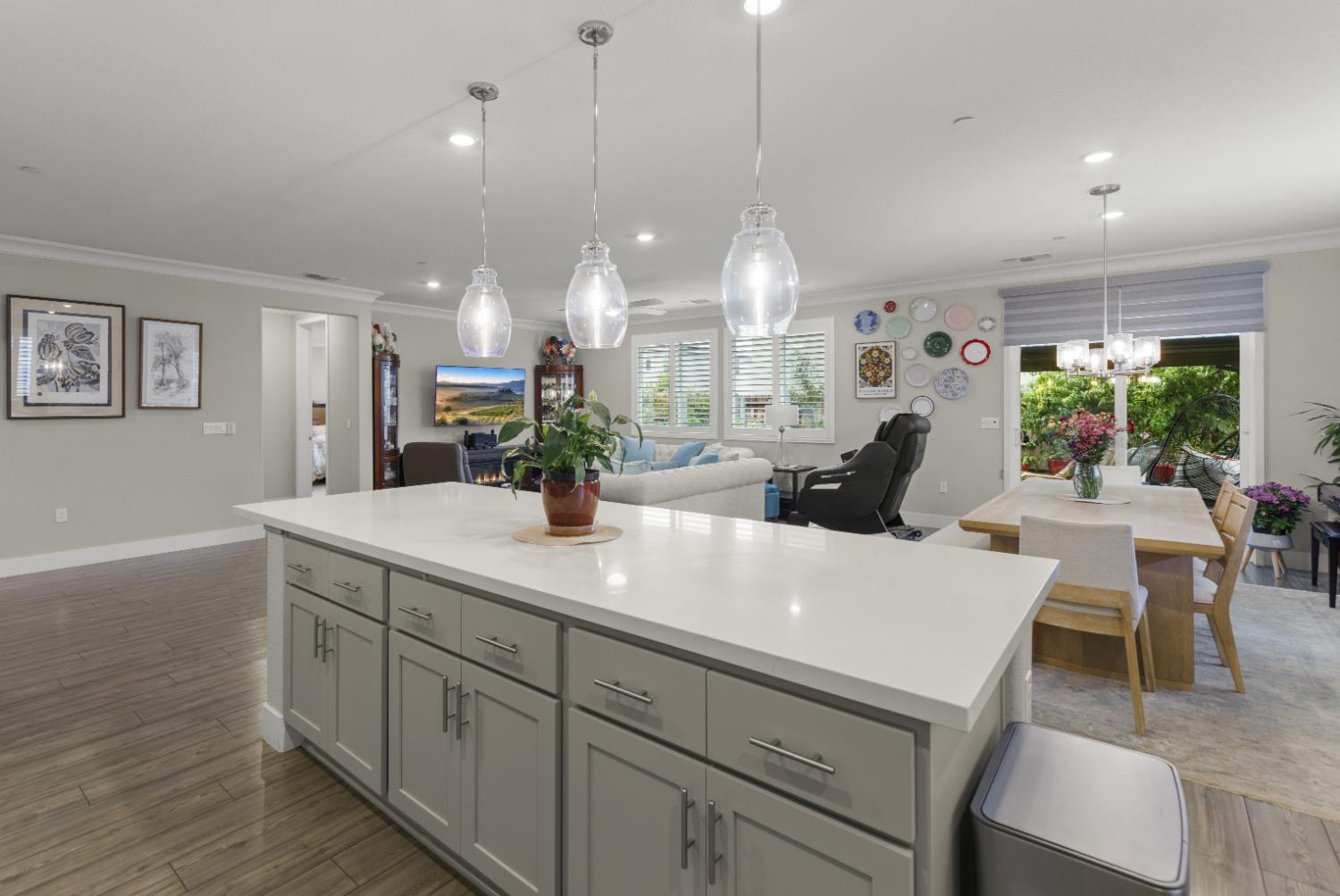 3380 Nightfall, Manteca, CA 95337