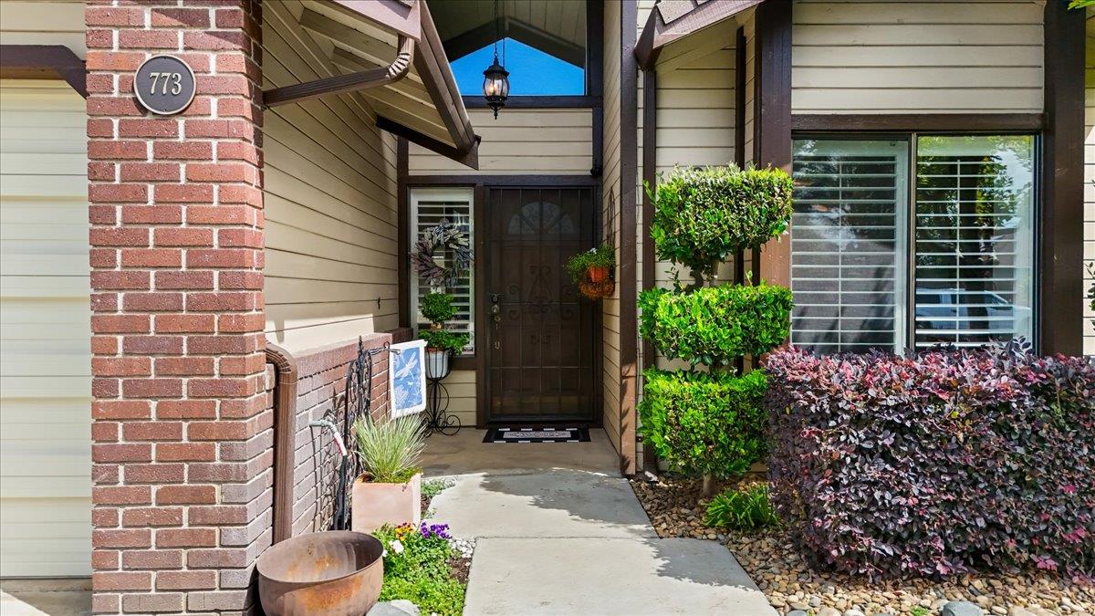 773 Mulholand Dr, Ripon, CA 95366