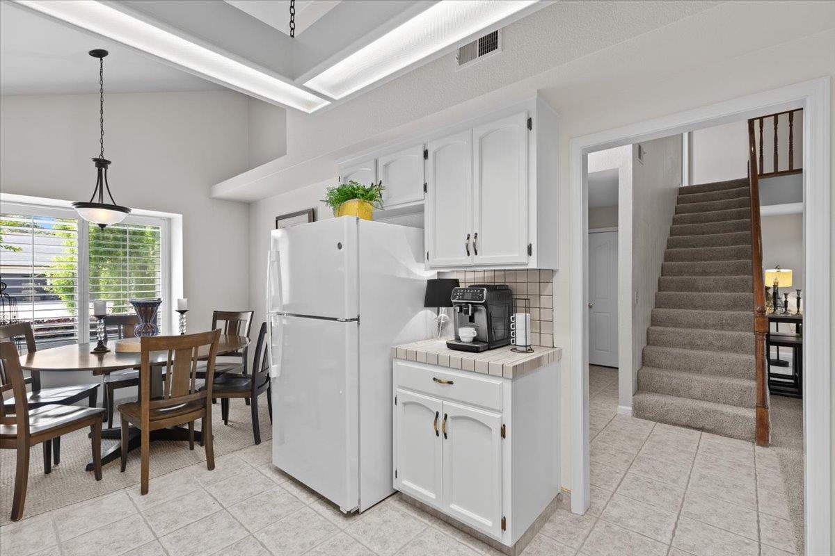 773 Mulholand Dr, Ripon, CA 95366
