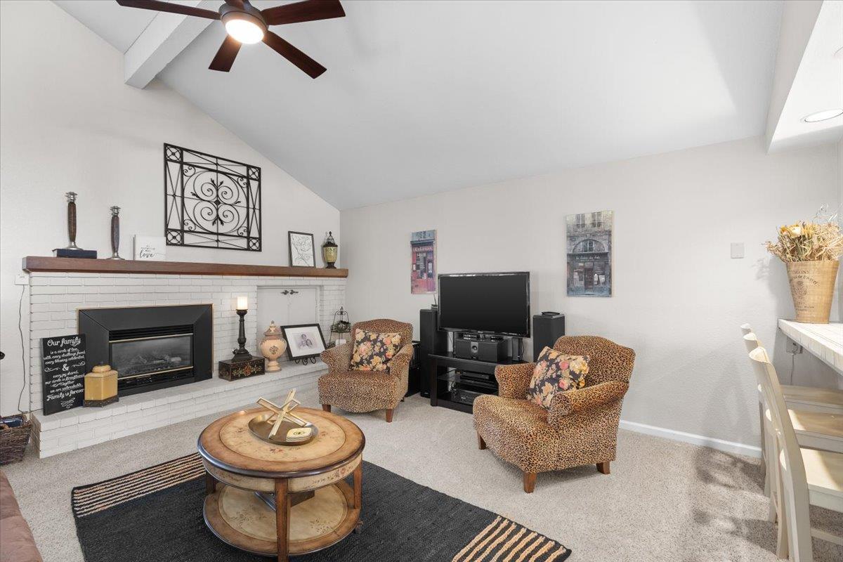 773 Mulholand Dr, Ripon, CA 95366