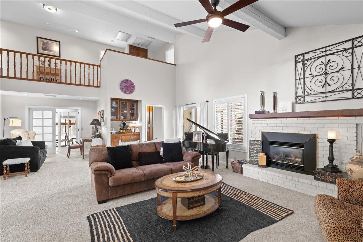 773 Mulholand Dr, Ripon, CA 95366