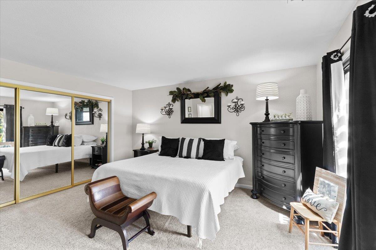 773 Mulholand Dr, Ripon, CA 95366
