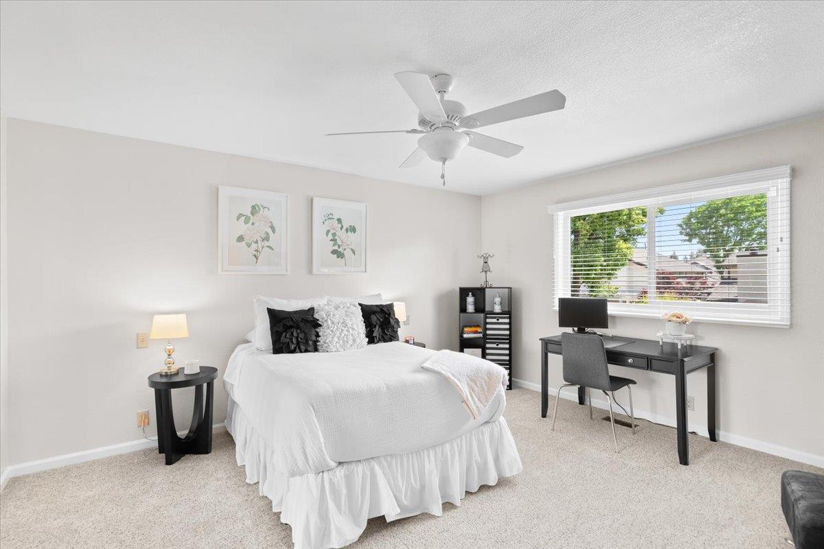 773 Mulholand Dr, Ripon, CA 95366