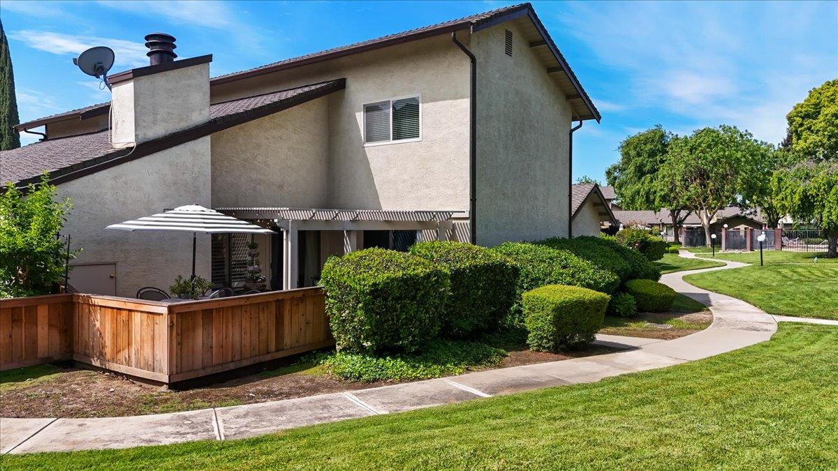 773 Mulholand Dr, Ripon, CA 95366