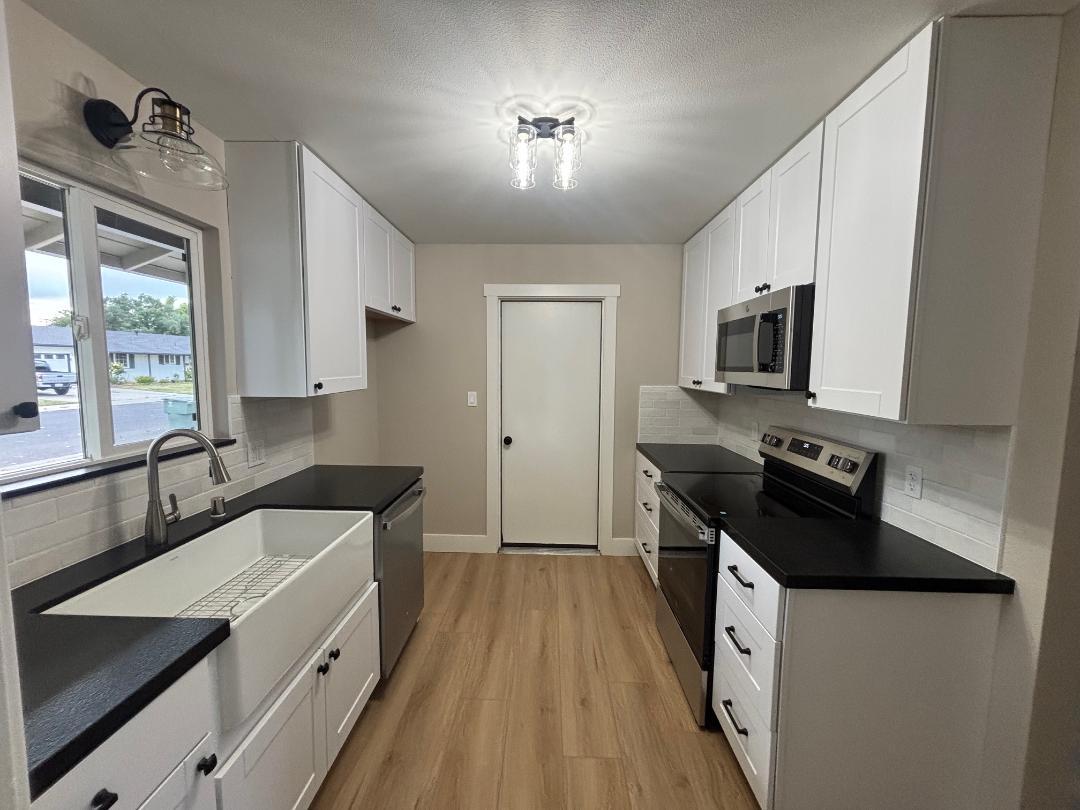1664 Wylma Way, Modesto, CA 95350