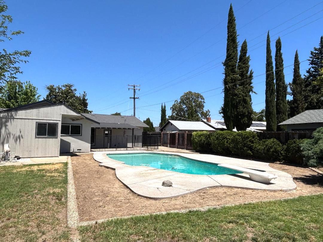 1664 Wylma Way, Modesto, CA 95350