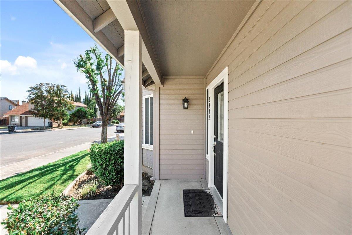 2832 Belharbour Dr, Modesto, CA 95355