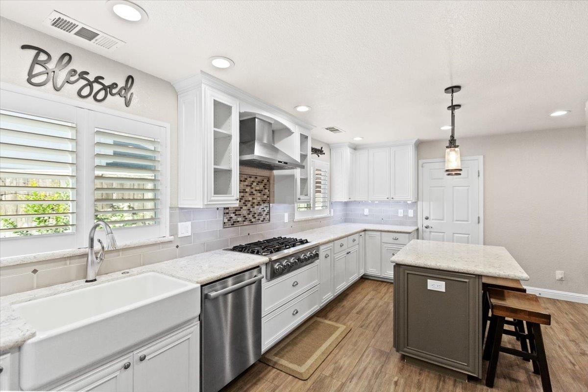 2832 Belharbour Dr, Modesto, CA 95355