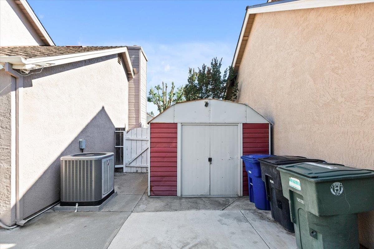 2832 Belharbour Dr, Modesto, CA 95355