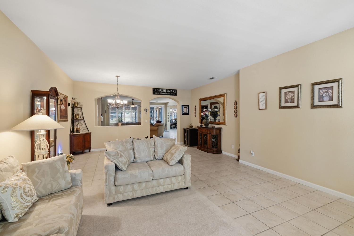 777 Jonabel Way, Oakdale, CA 95361