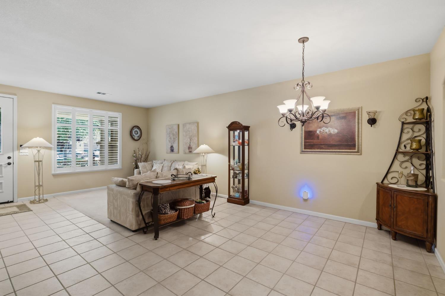 777 Jonabel Way, Oakdale, CA 95361