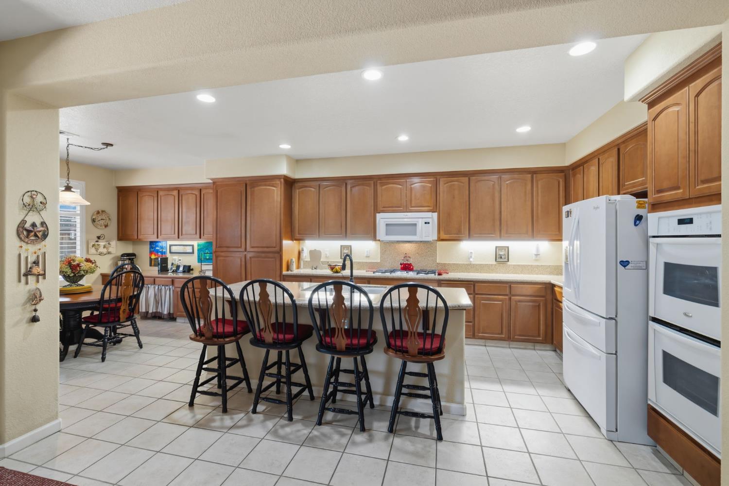 777 Jonabel Way, Oakdale, CA 95361