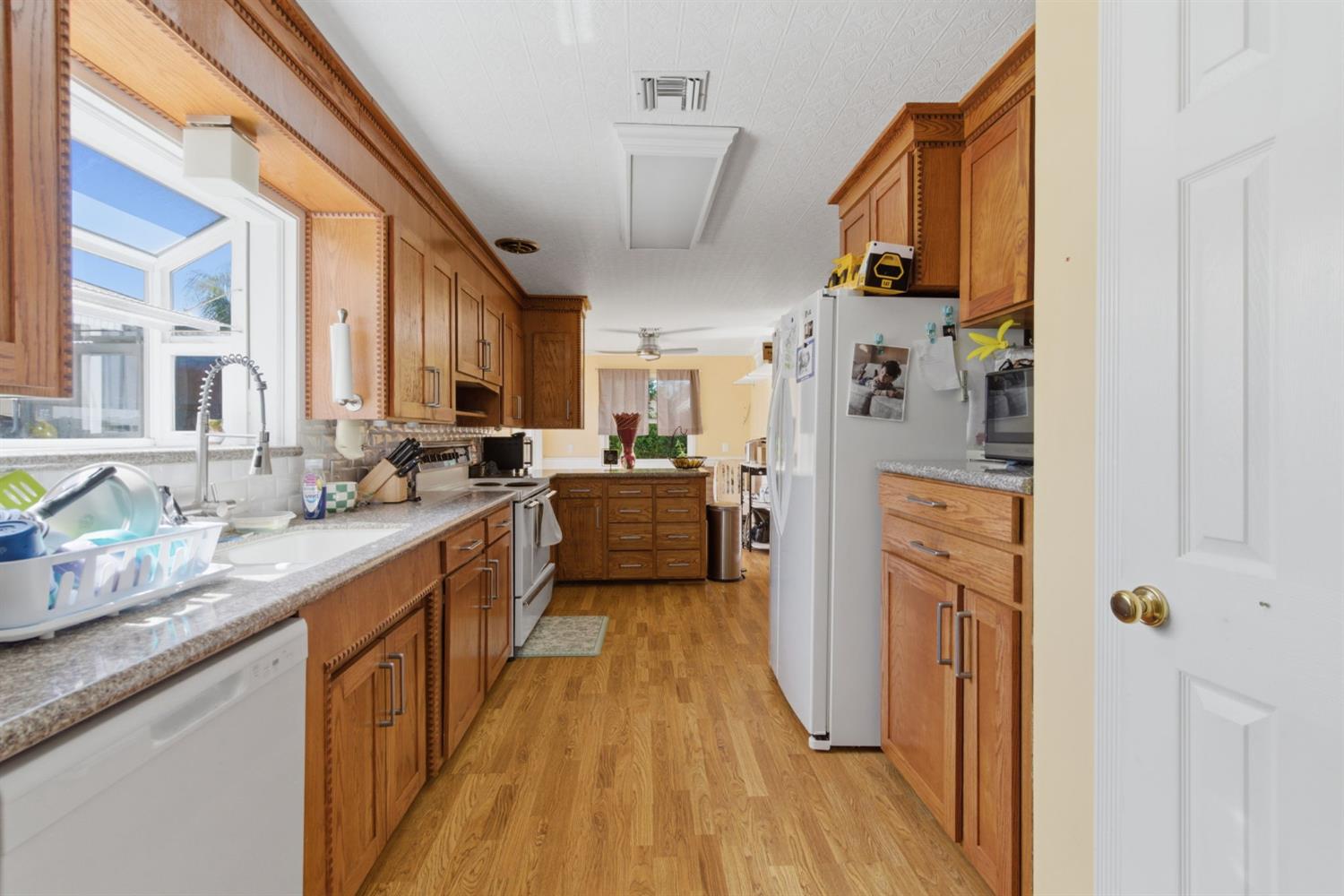 1242 Pauline Ave, Modesto, CA 95358