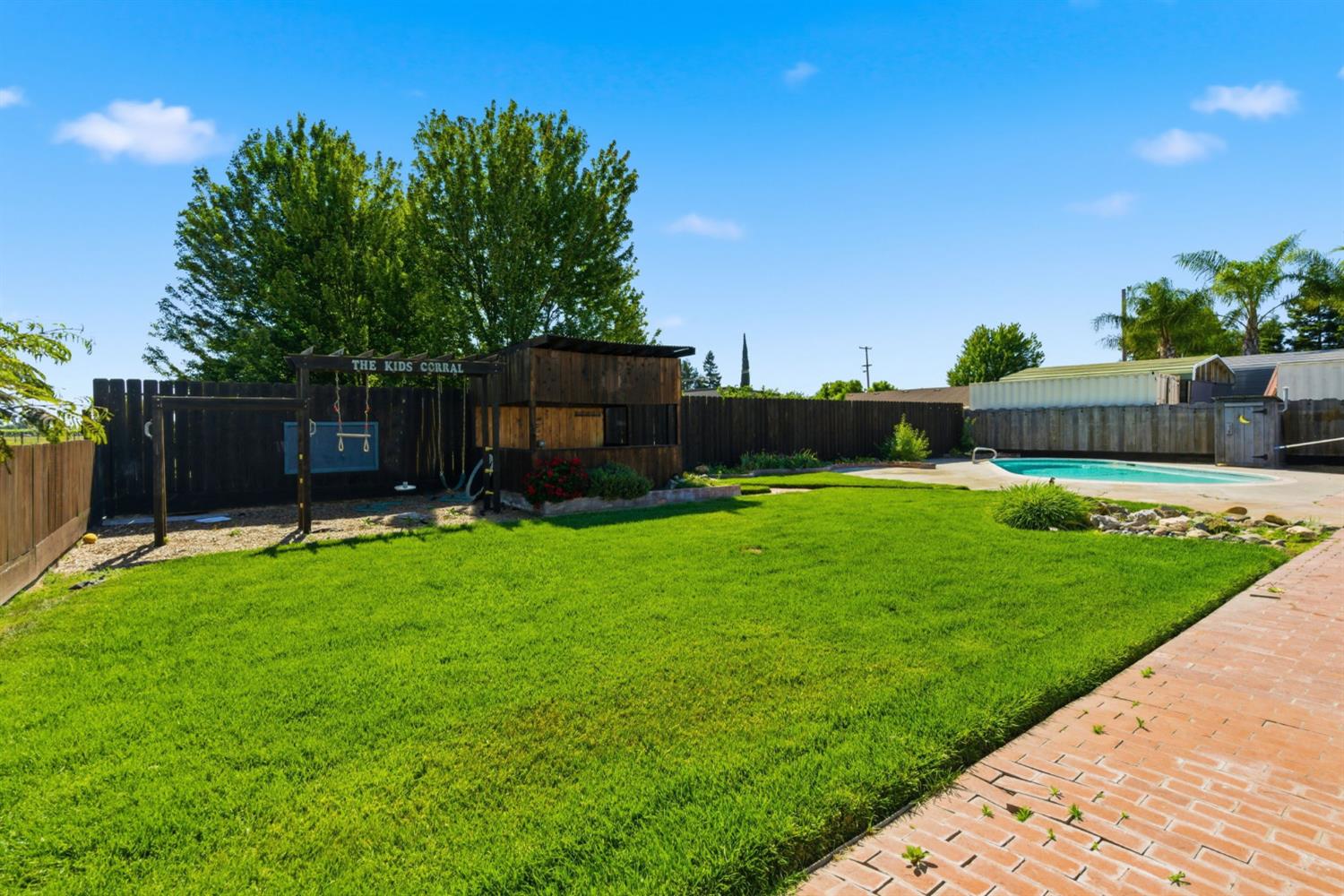 1242 Pauline Ave, Modesto, CA 95358