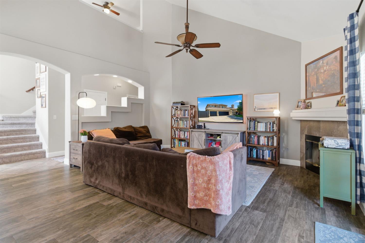 3617 Glencrest Dr, Modesto, CA 95355