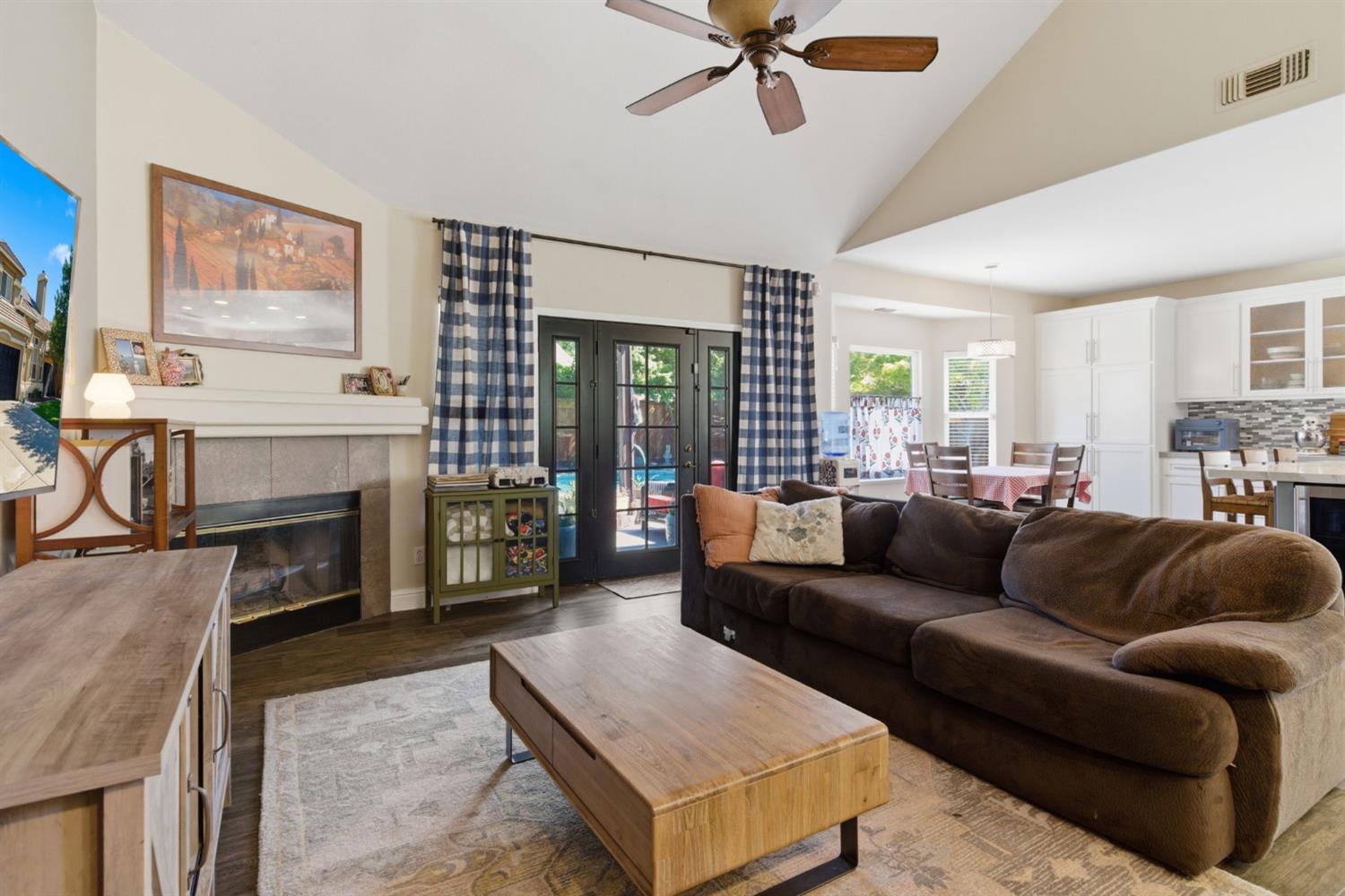 3617 Glencrest Dr, Modesto, CA 95355