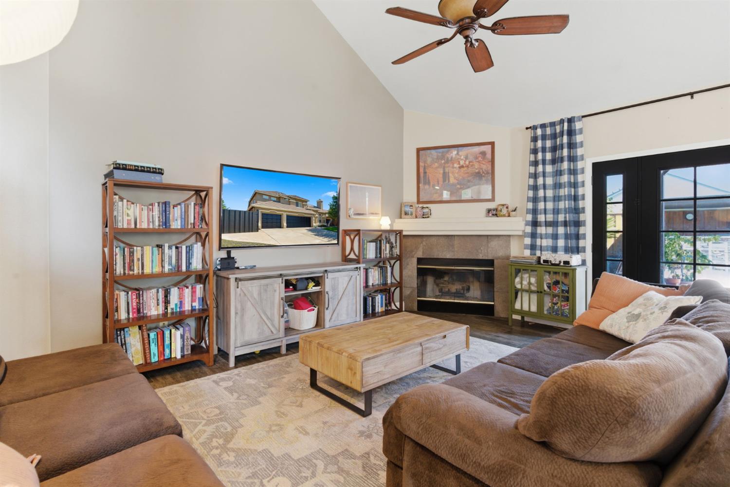 3617 Glencrest Dr, Modesto, CA 95355