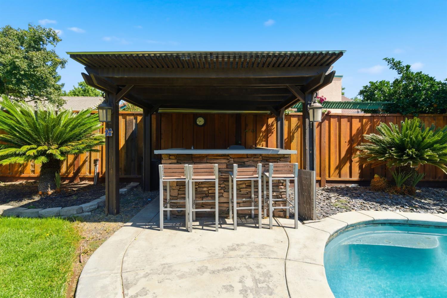 3617 Glencrest Dr, Modesto, CA 95355