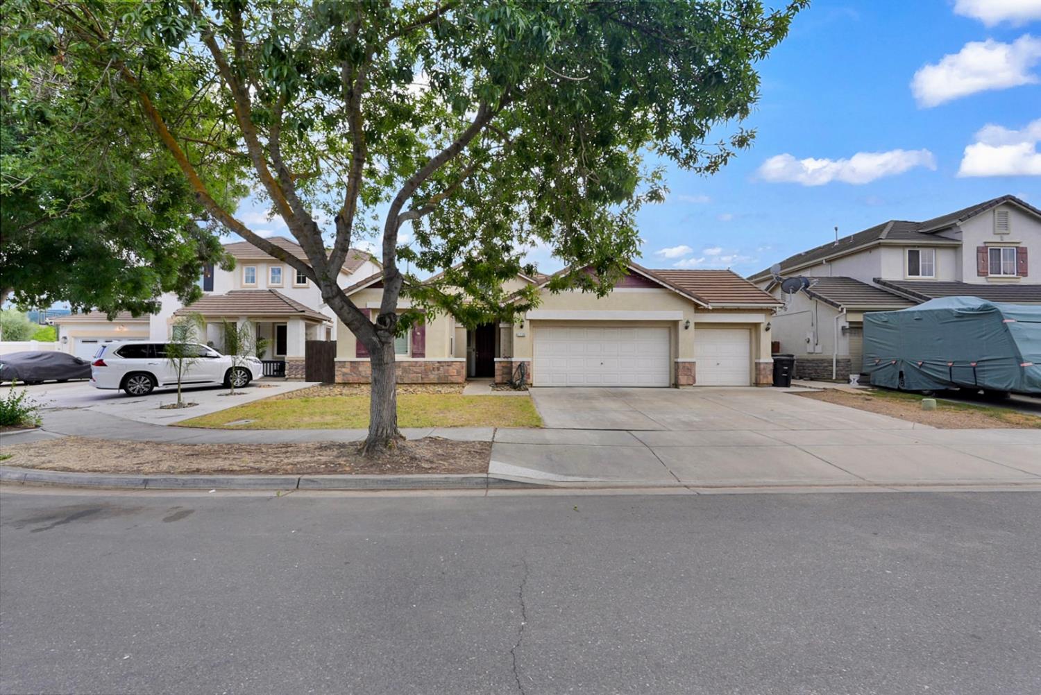1720 Somersby Ln, Ceres, CA 95307