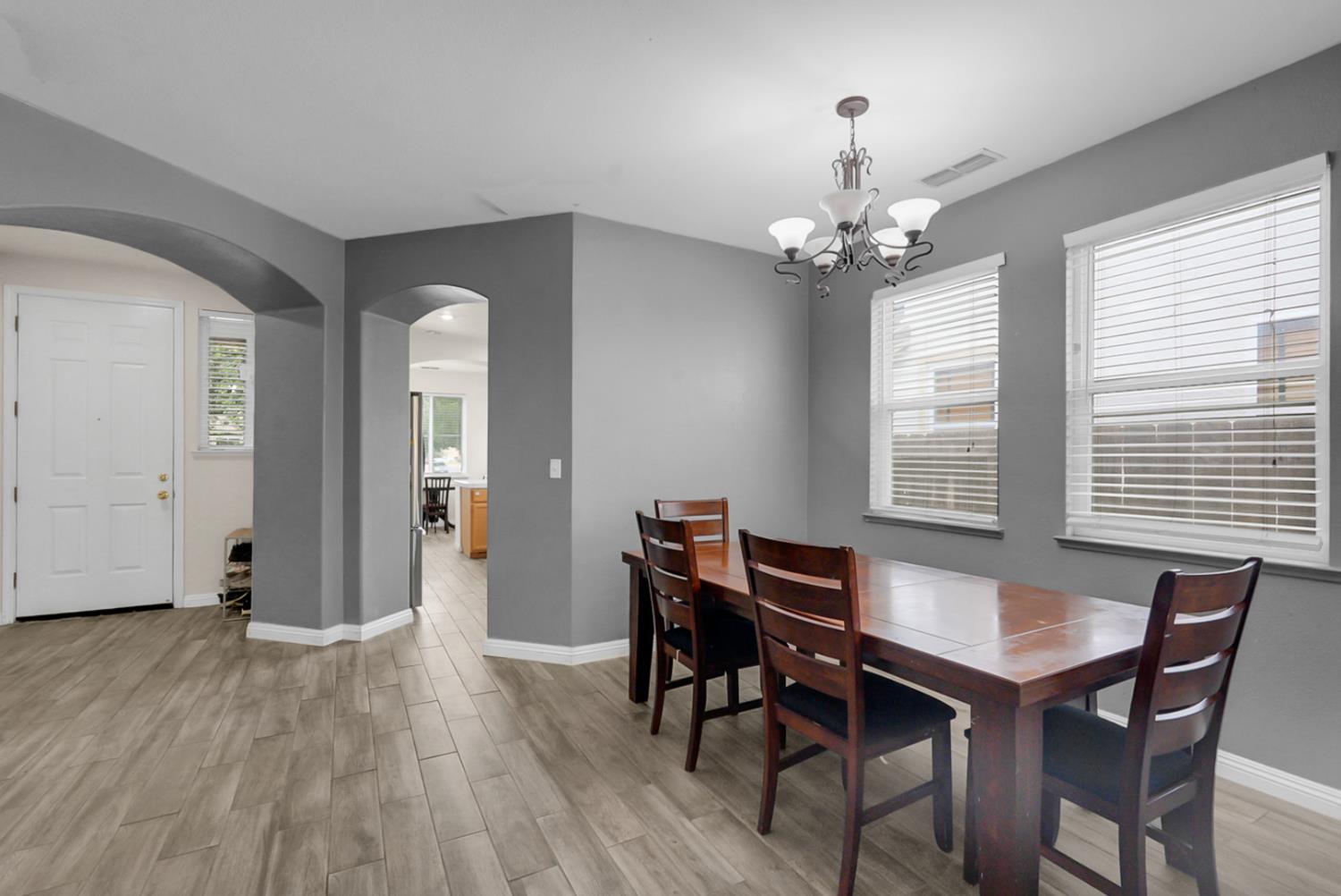 1720 Somersby Ln, Ceres, CA 95307