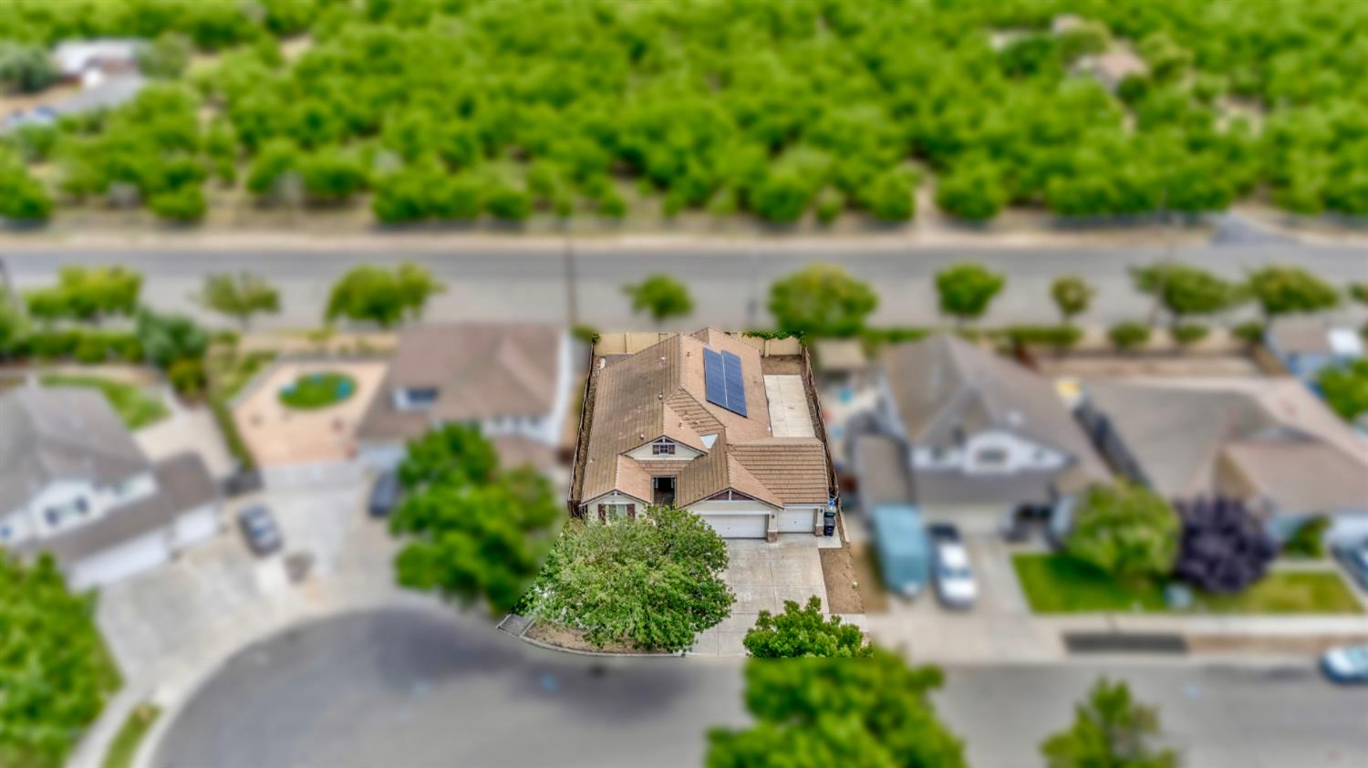 1720 Somersby Ln, Ceres, CA 95307