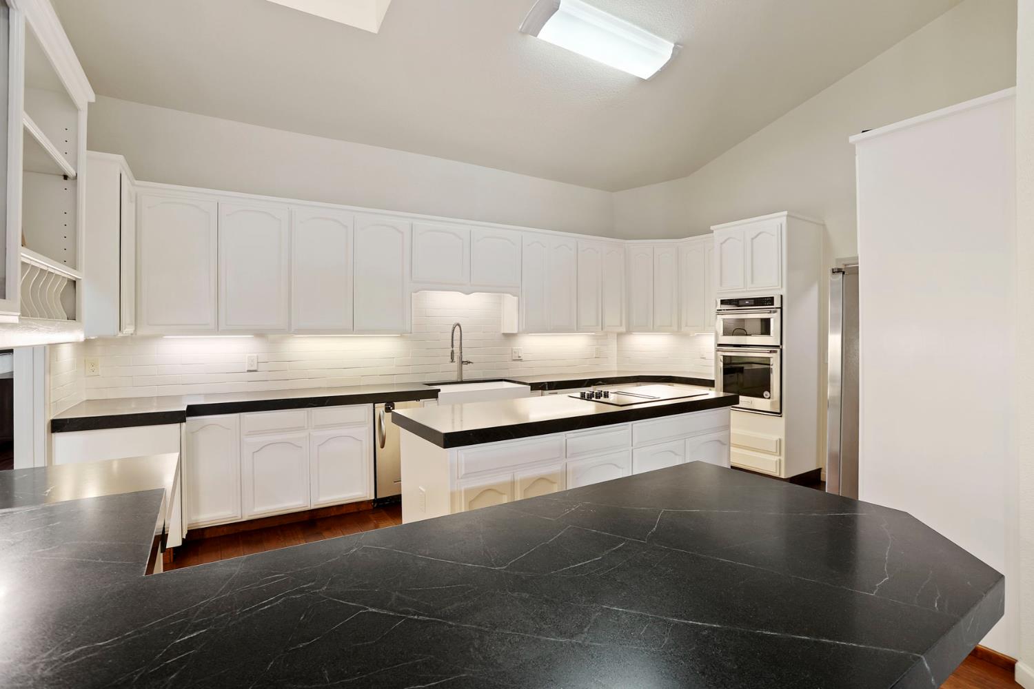 2500 Konynenburg Ln, Modesto, CA 95356