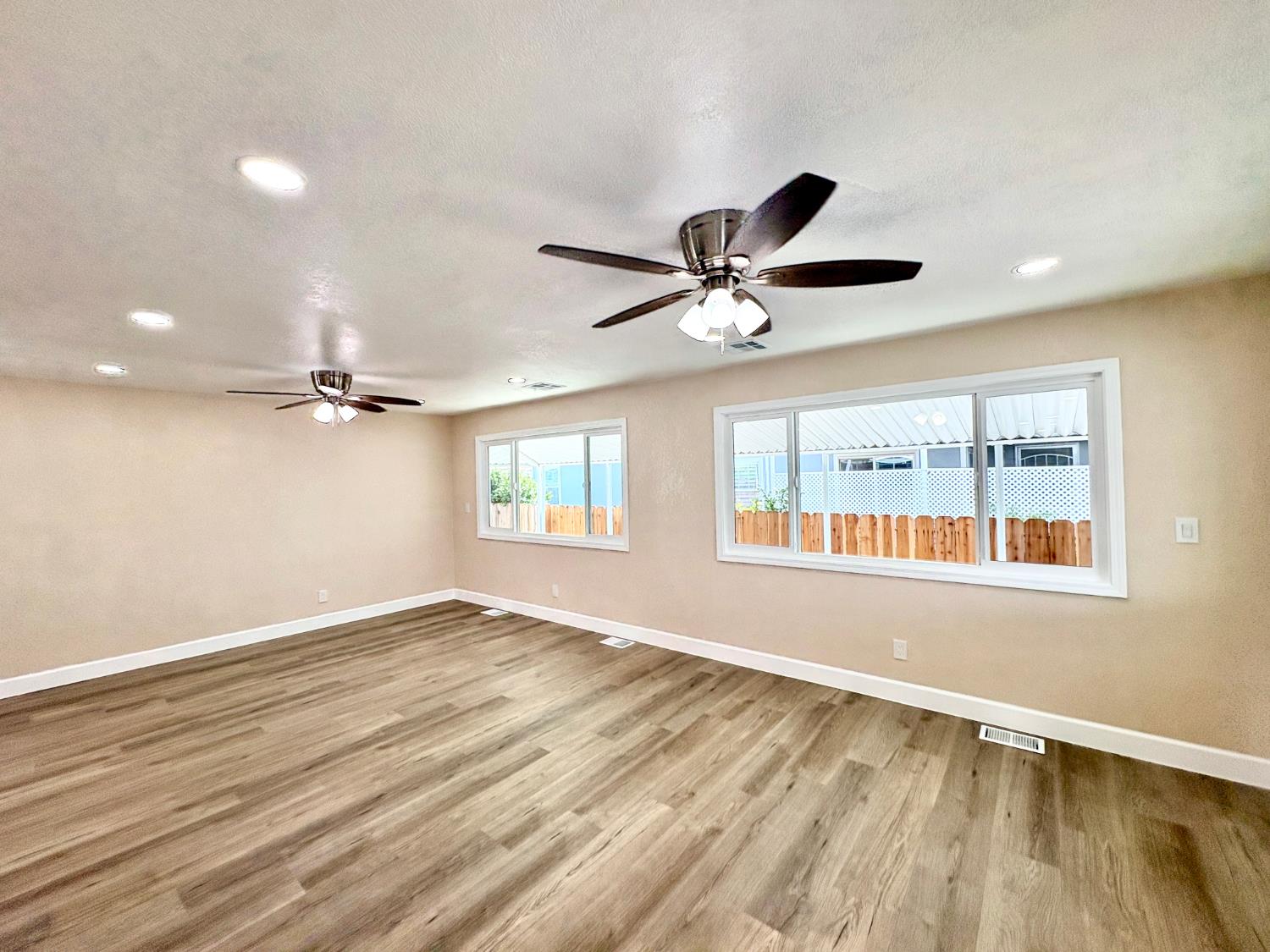 1604 Cabo Dr, Modesto, CA 95357