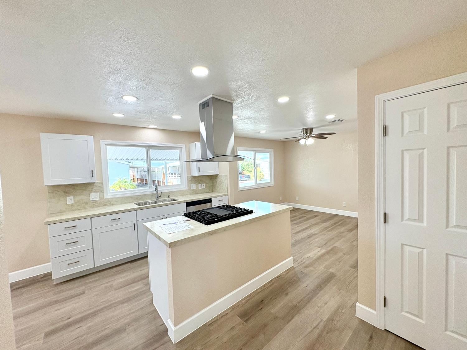 1604 Cabo Dr, Modesto, CA 95357