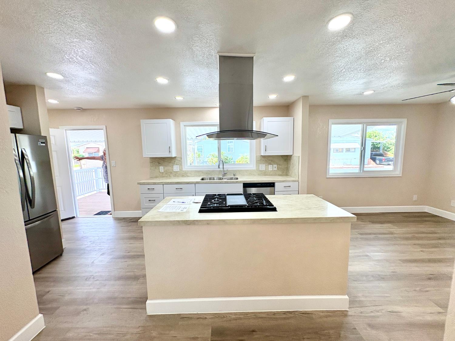 1604 Cabo Dr, Modesto, CA 95357