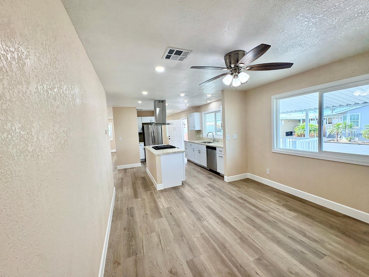 1604 Cabo Dr, Modesto, CA 95357