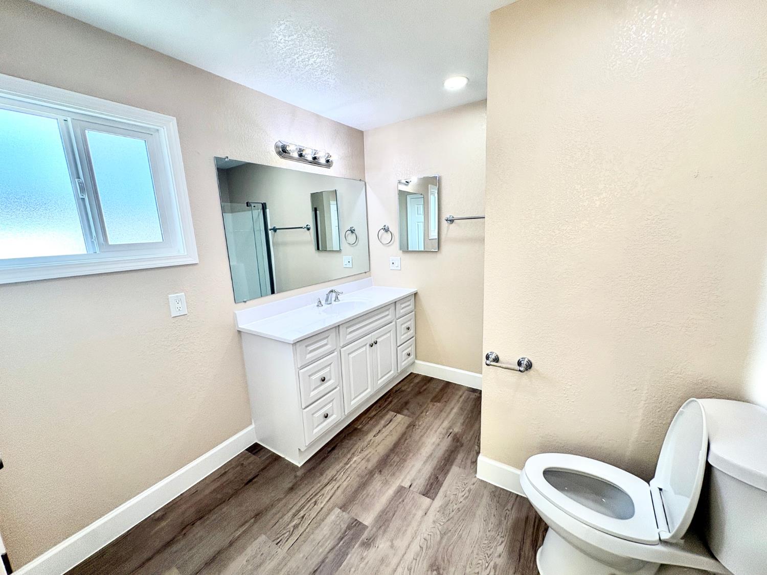 1604 Cabo Dr, Modesto, CA 95357