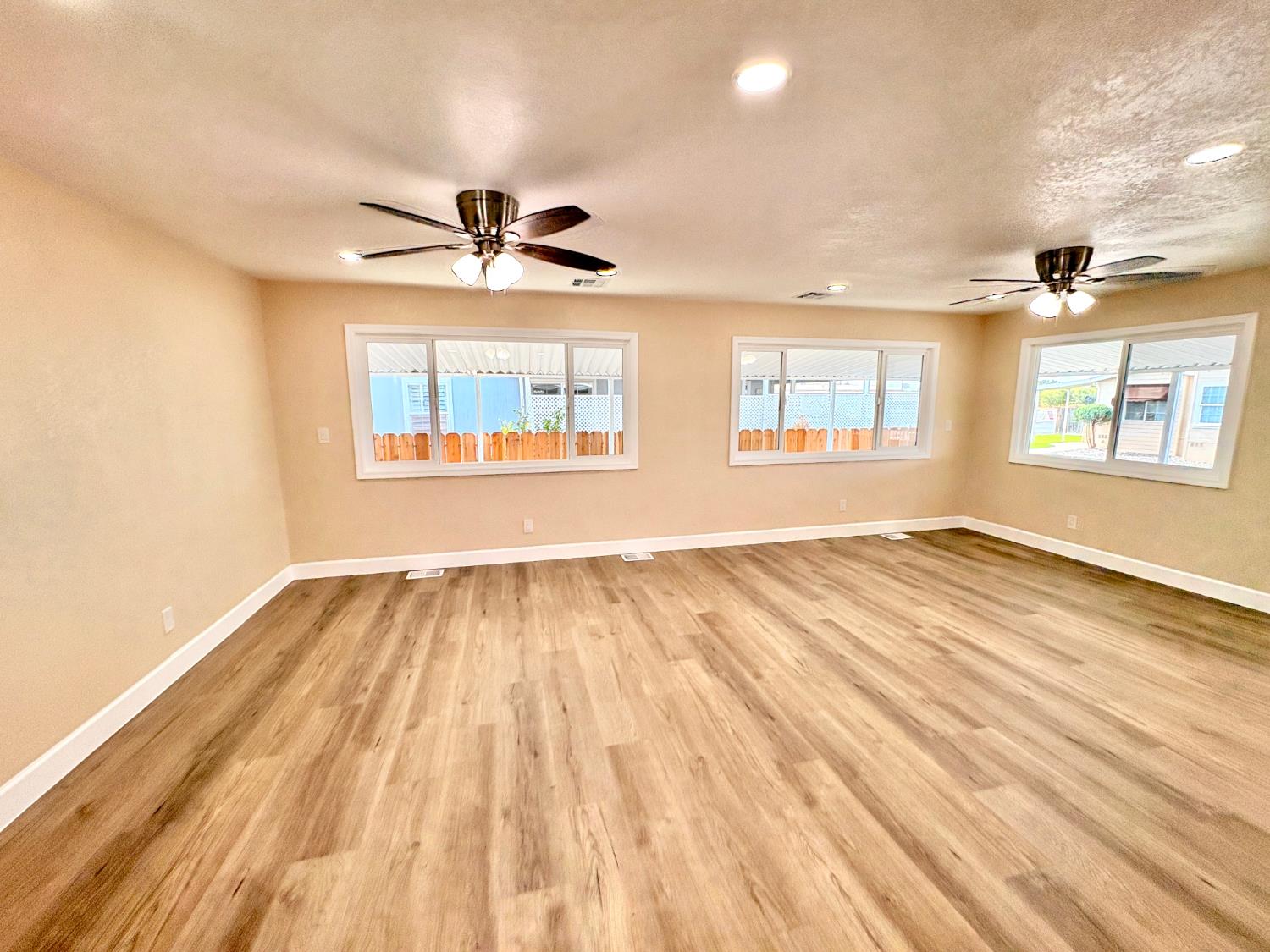 1604 Cabo Dr, Modesto, CA 95357