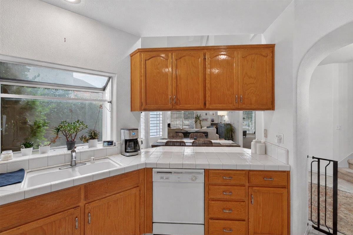 1500 Scenic Dr #3, Modesto, CA 95355