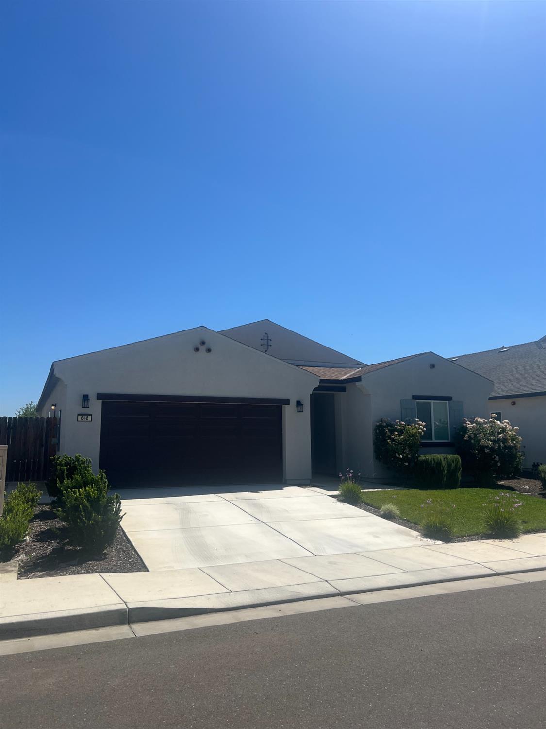 648 Cheshire Dr, Patterson, CA 95363