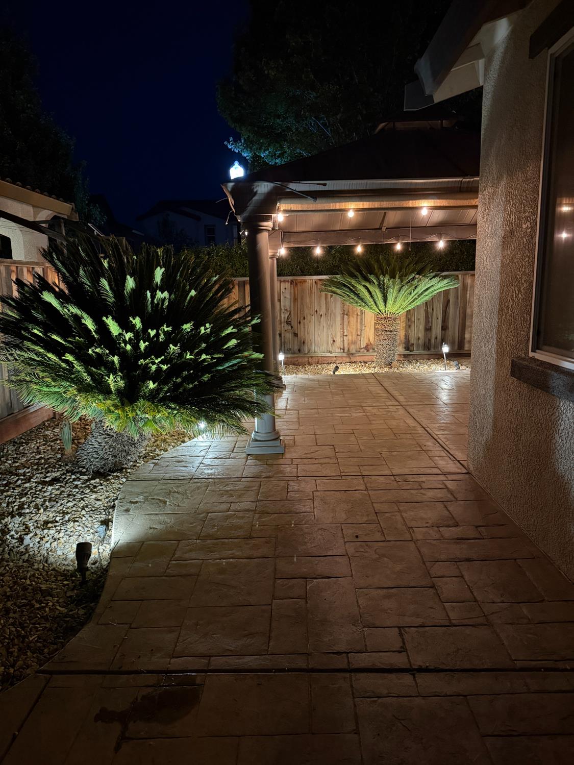 1223 E Springer Dr, Turlock, CA 95382
