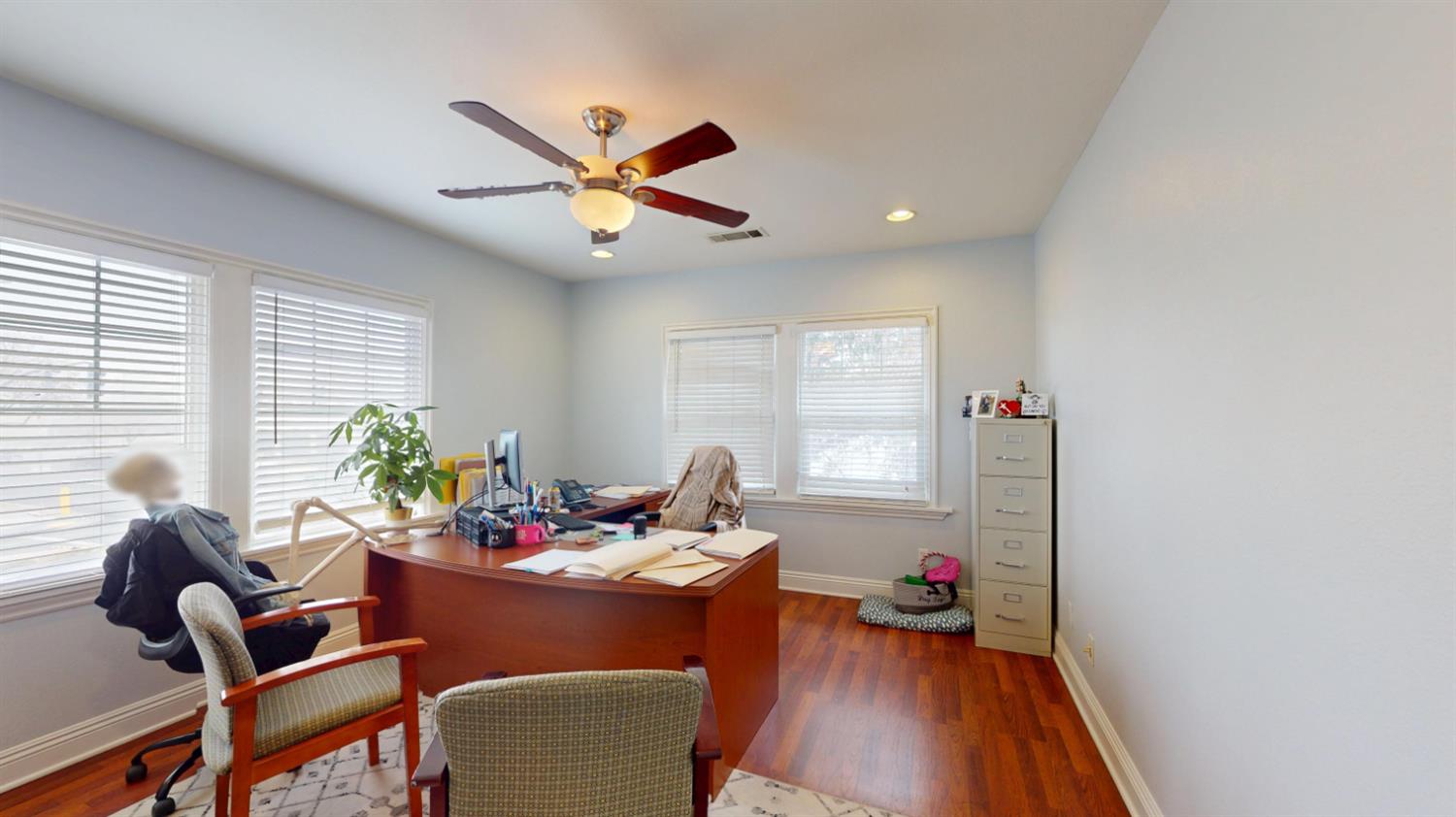 400 W Yosemite Ave #100, Madera, CA 93637