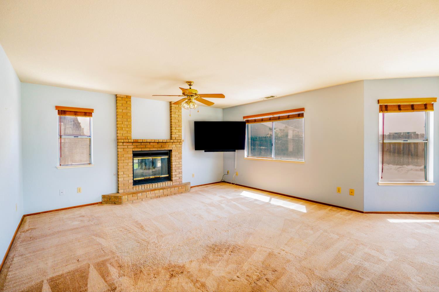 3709 Bing Ln, Ceres, CA 95307