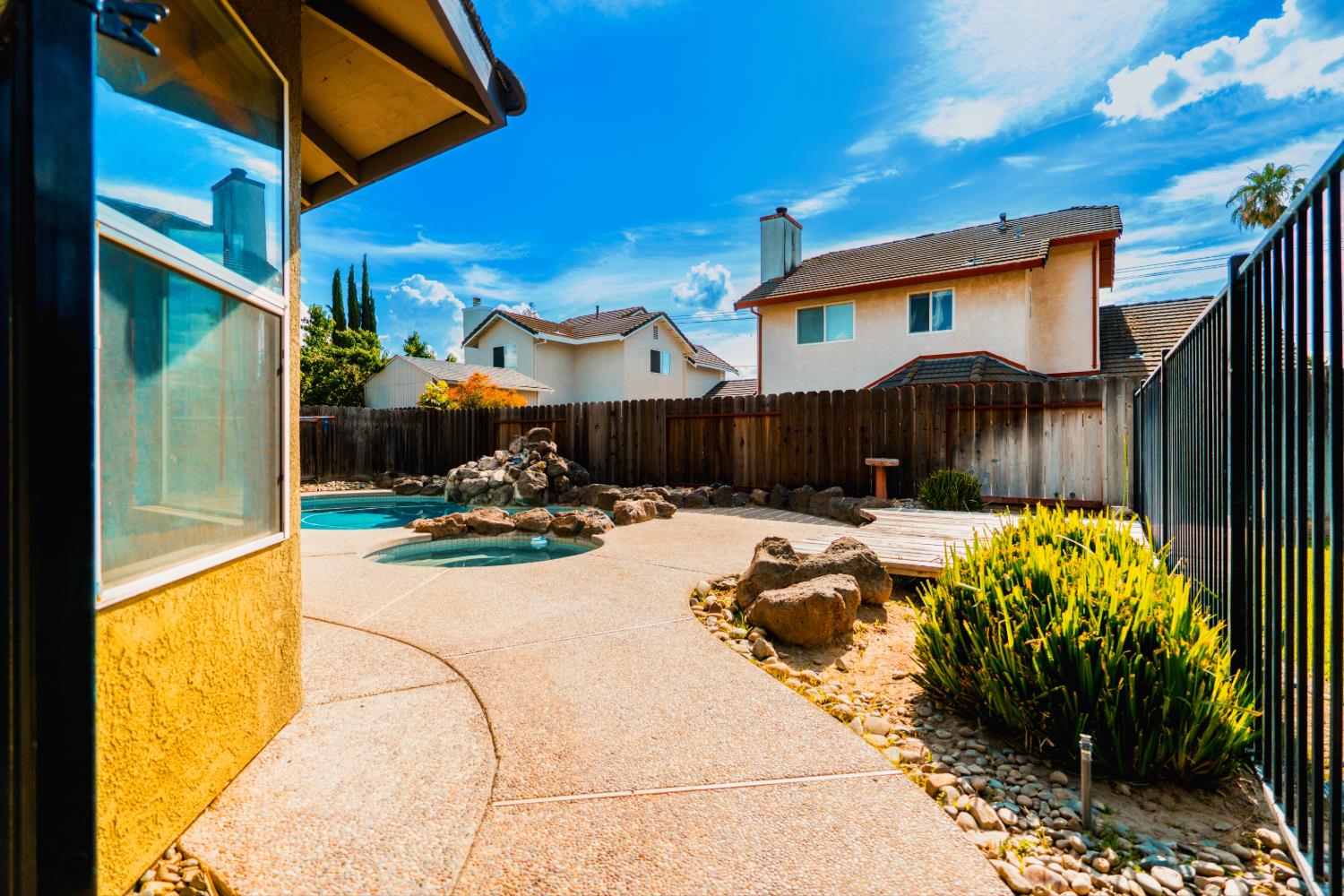 3709 Bing Ln, Ceres, CA 95307