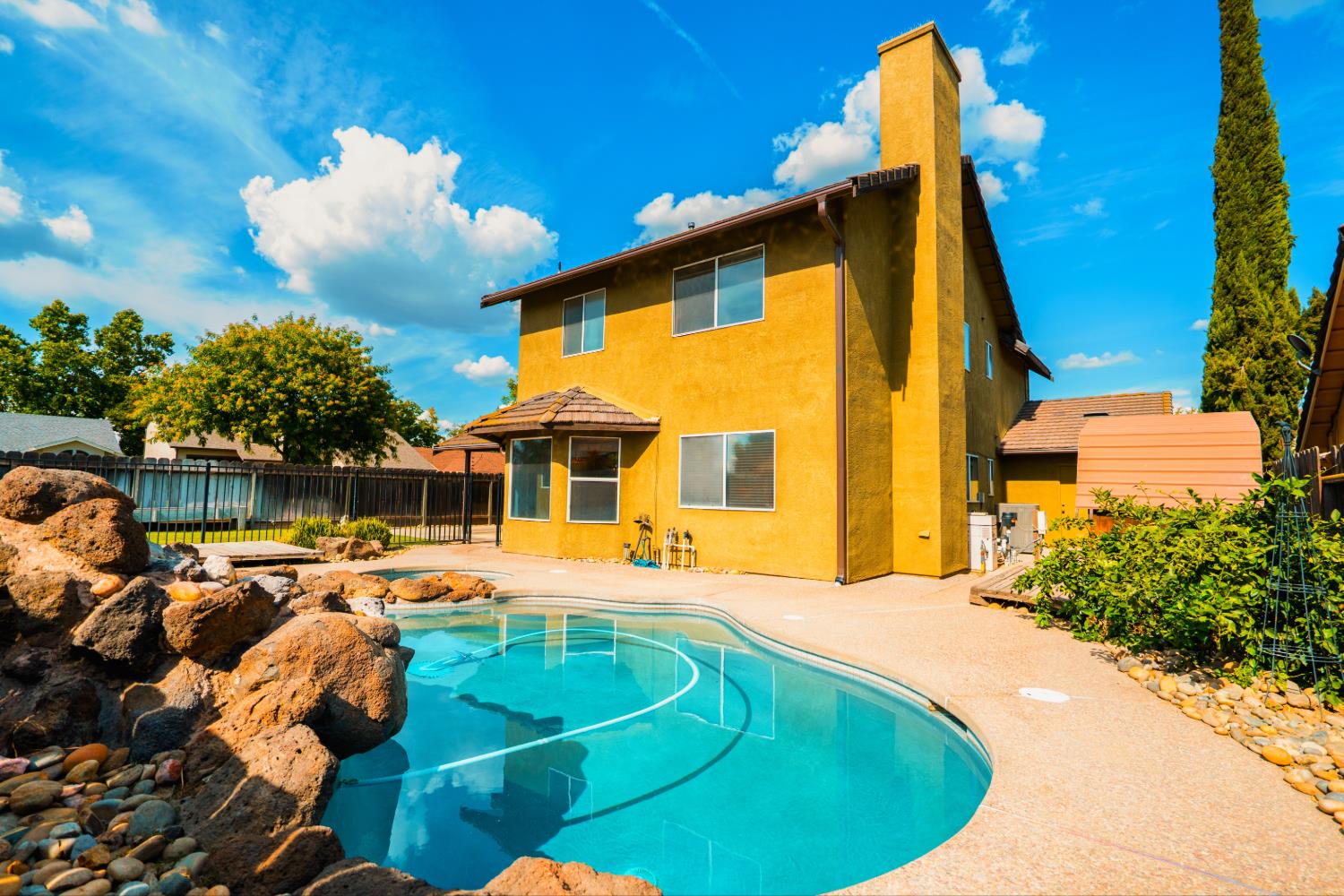 3709 Bing Ln, Ceres, CA 95307