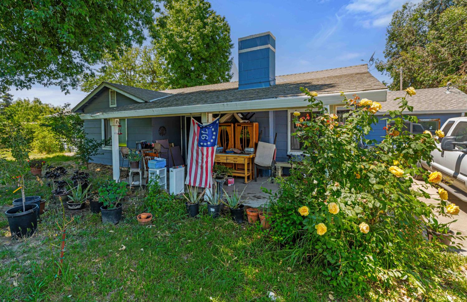 2201 Vivian Rd, Modesto, CA 95358