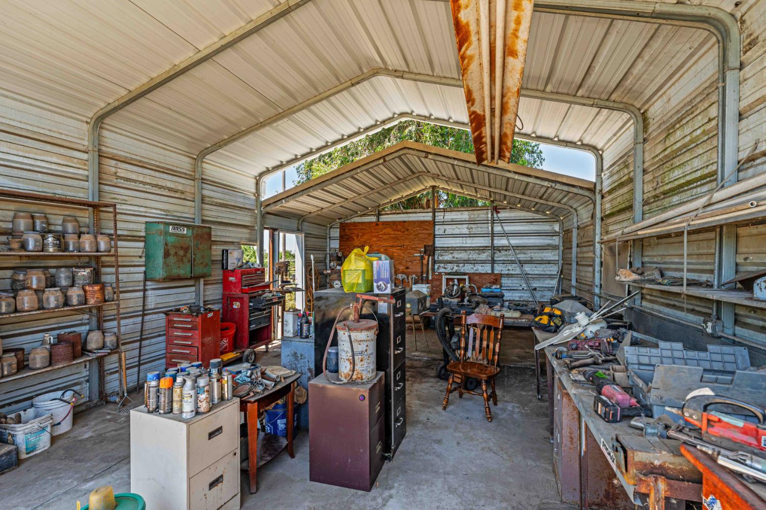 2201 Vivian Rd, Modesto, CA 95358