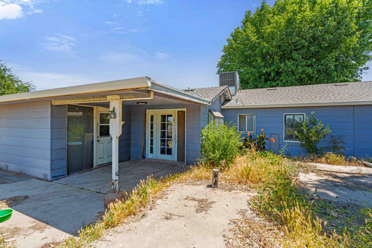 2201 Vivian Rd, Modesto, CA 95358