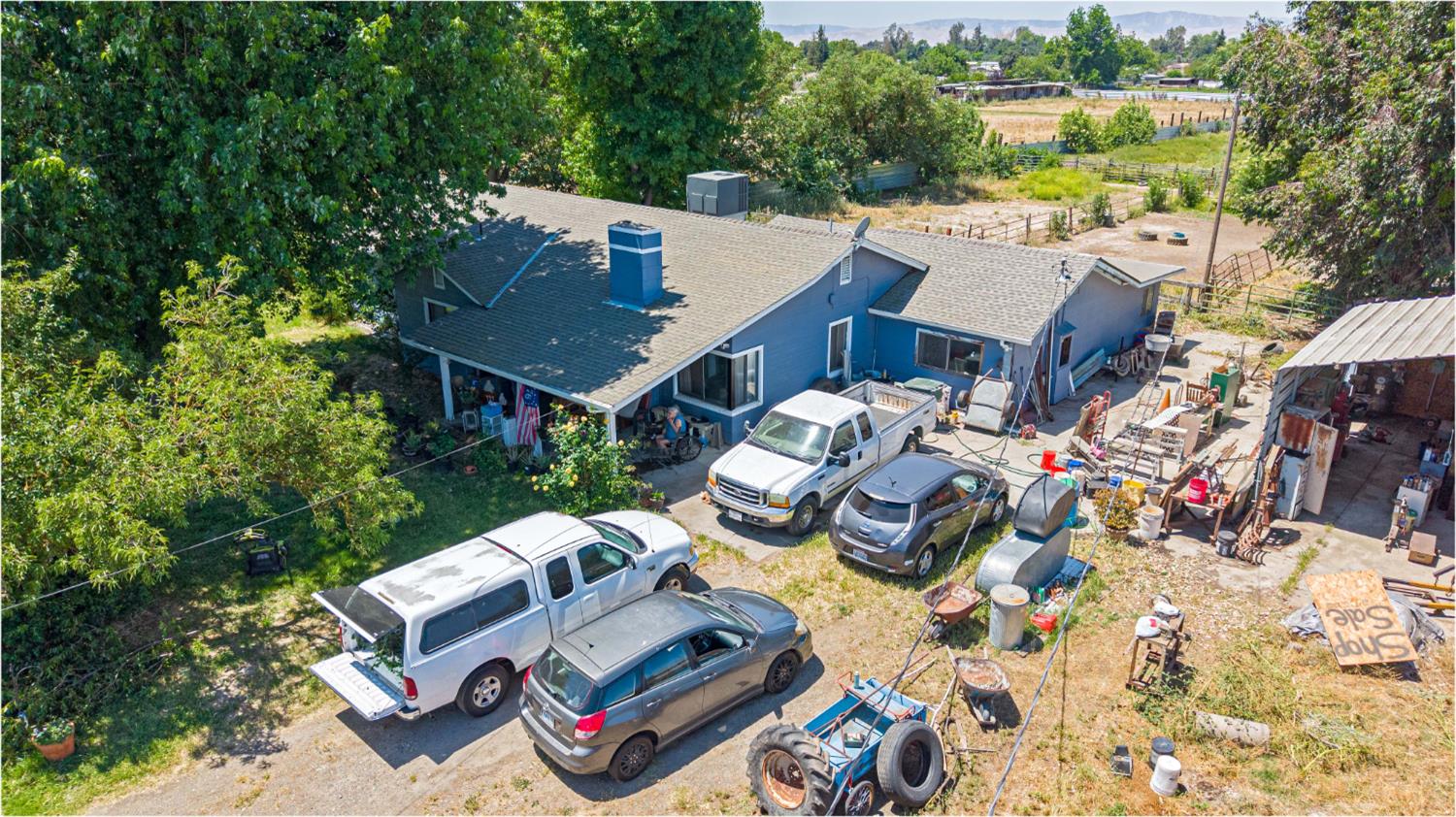 2201 Vivian Rd, Modesto, CA 95358