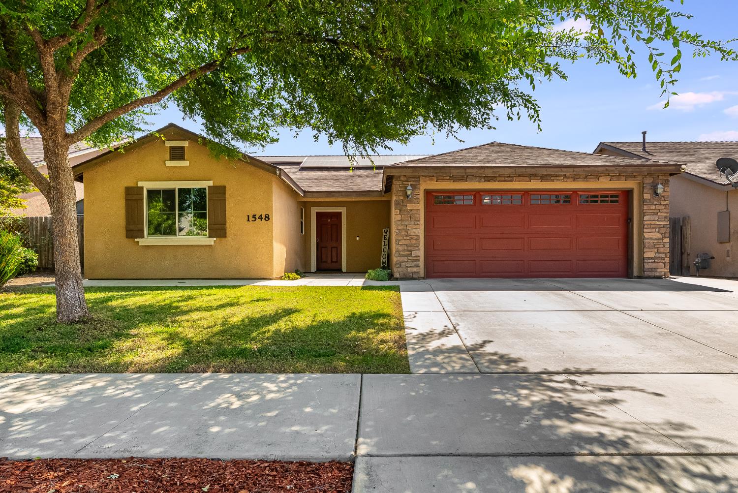 1548 N Irma St, Visalia, CA 93292