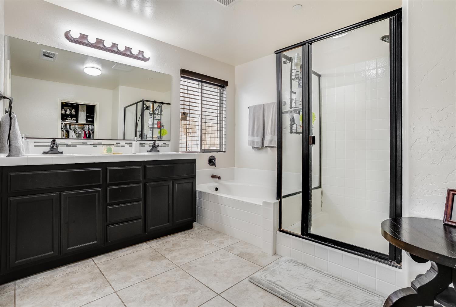 1548 N Irma St, Visalia, CA 93292