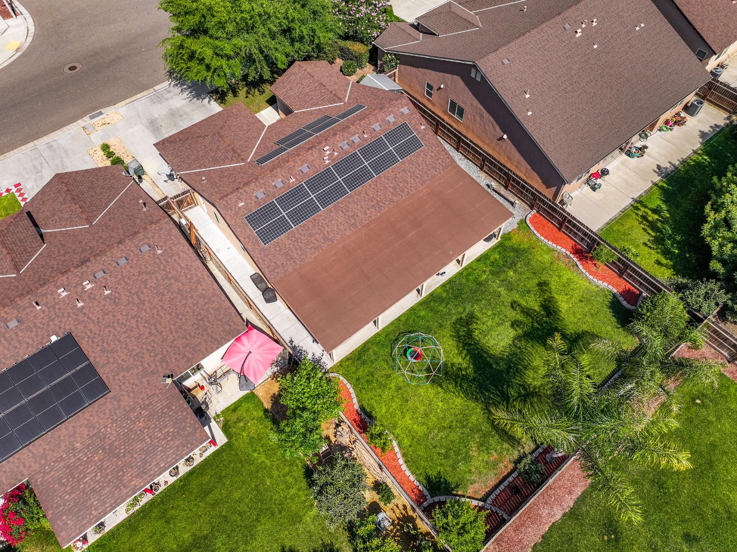 1548 N Irma St, Visalia, CA 93292