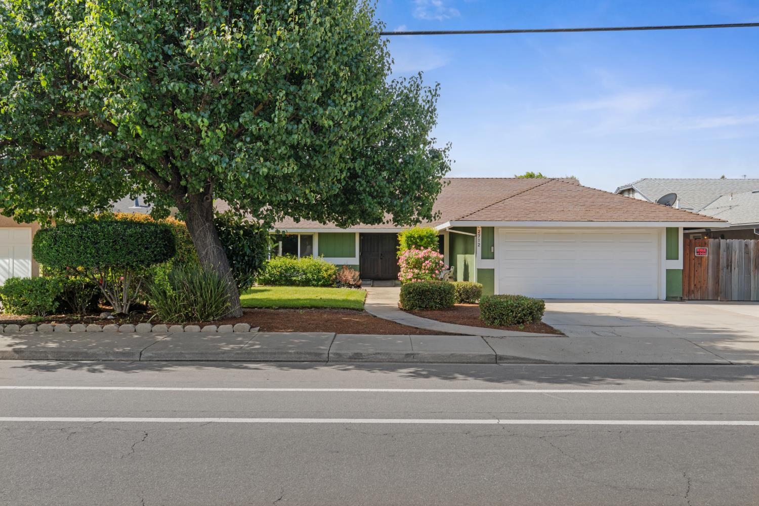 2712 Floyd Ave, Modesto, CA 95355